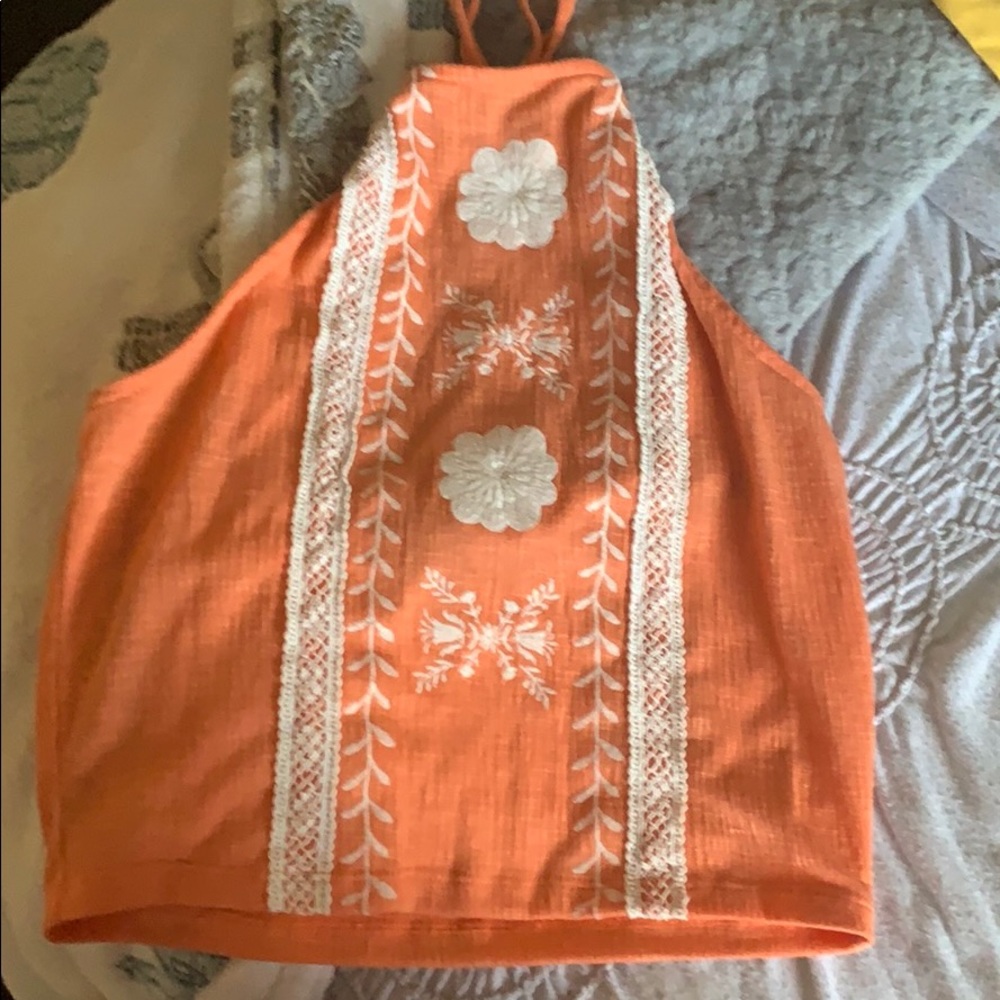 Crop top